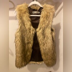 Elegant Faux Fur Vest in Tan
